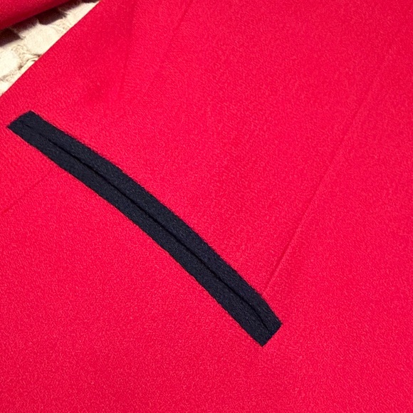 Kasper Red Blazer with Black Contrast Collar - Picture 5 of 11